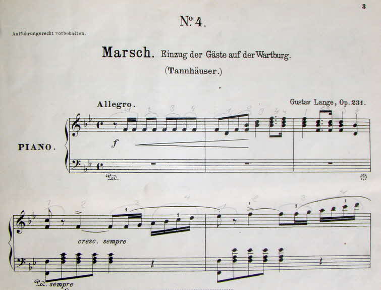 Gustav Fredrik Lange (* 22. Februar 1861 in Fredrikshald;  11. Februar 1939 in Oslo) war ein norwegischer Geiger, Komponist und Musikpdagoge. Von 1878 bis 1883 studierte er in Stockholm Violine bei C. J. Lindberg und Komposition bei F. V. L. Morcman.  Er setzte seine Violinausbildung bei Hubert Lonard in Paris und bei mile Sauret in Berlin fort.
